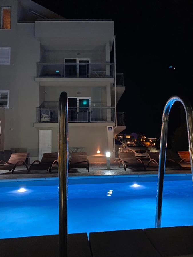 Apartments Carpe Diem Primošten Esterno foto
